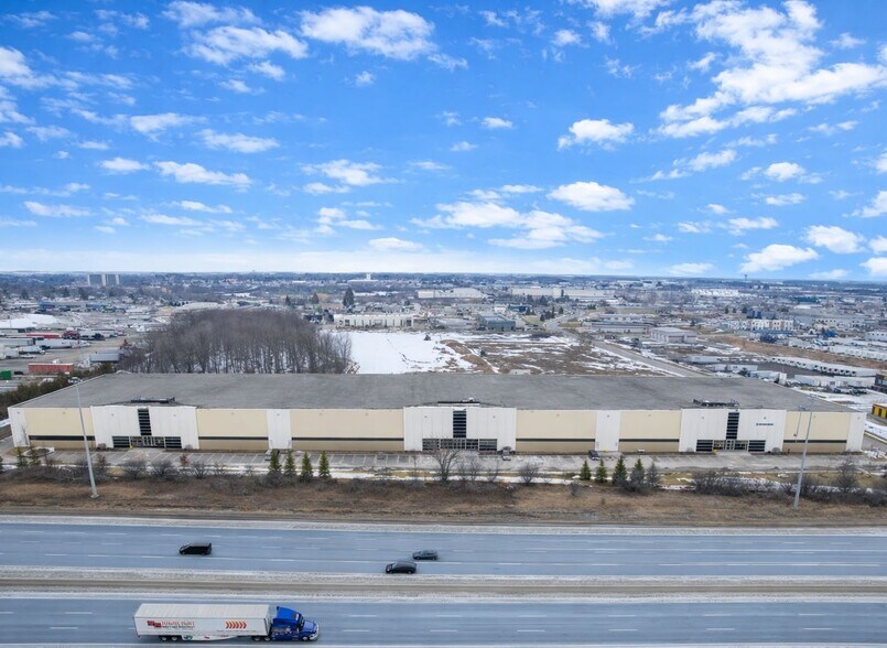 More Photos Of 520 Beards Ln, Woodstock Manufacturing For Lease