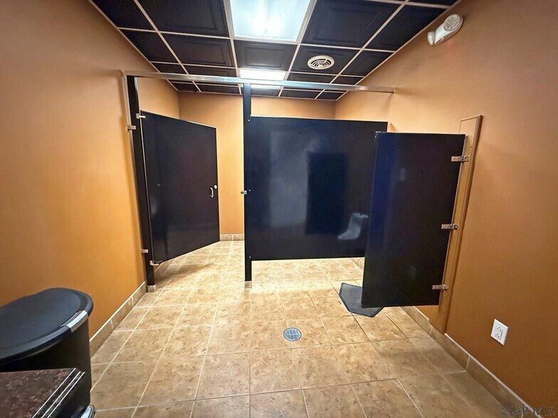 More Photos Of 1002 Church St, Johnstown Storefront Retail Residential For Sale