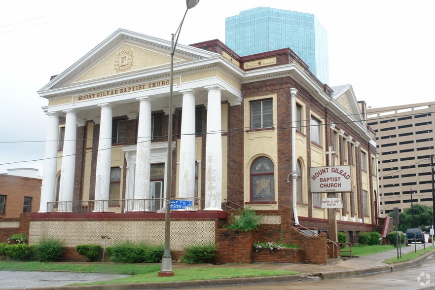 Primary Photo Of 600 Grove St, Fort Worth Religious Facility For Sale