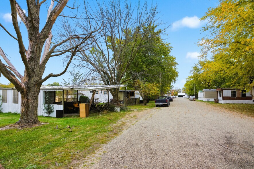 More Photos Of 0 Court Lane, Ashmore Manufactured Housing Mobile Home Park For Sale
