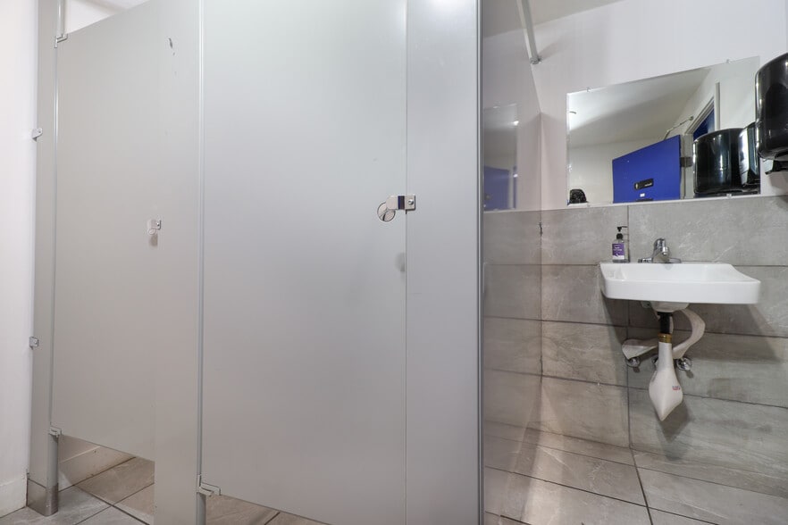 More Photos Of 110 S Garfield Ave, Montebello Medical For Lease
