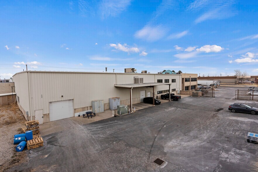 More Photos Of 1877 W 2800 S, Ogden Flex For Lease