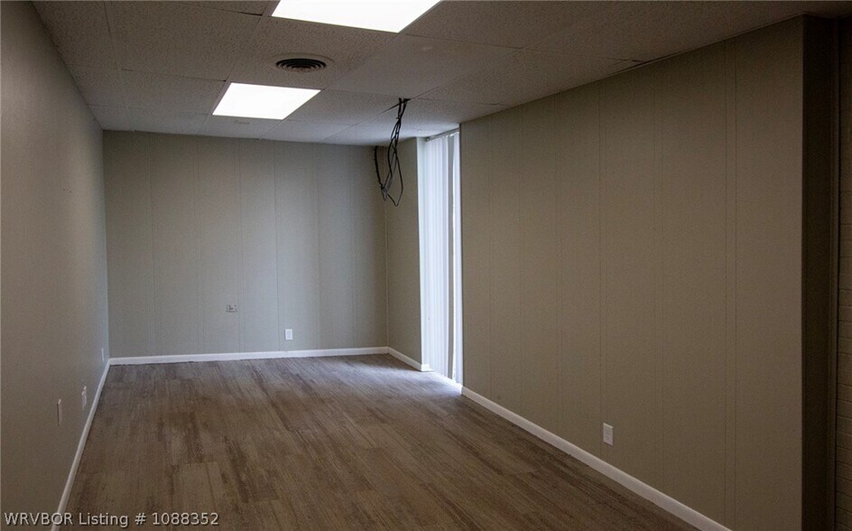 More Photos Of 4506 S 16th St, Fort Smith Warehouse For Sale