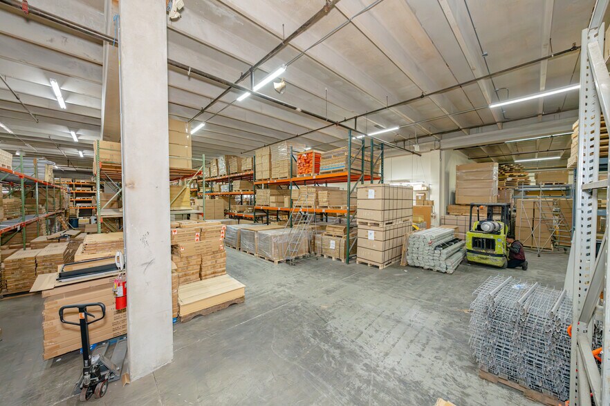 More Photos Of 4000 N 28th Ter, Hollywood Warehouse For Lease