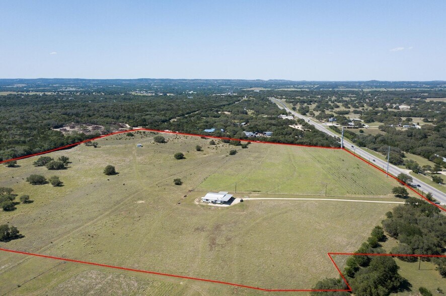 More Photos Of 3009 N Hwy 281, Blanco Land For Sale