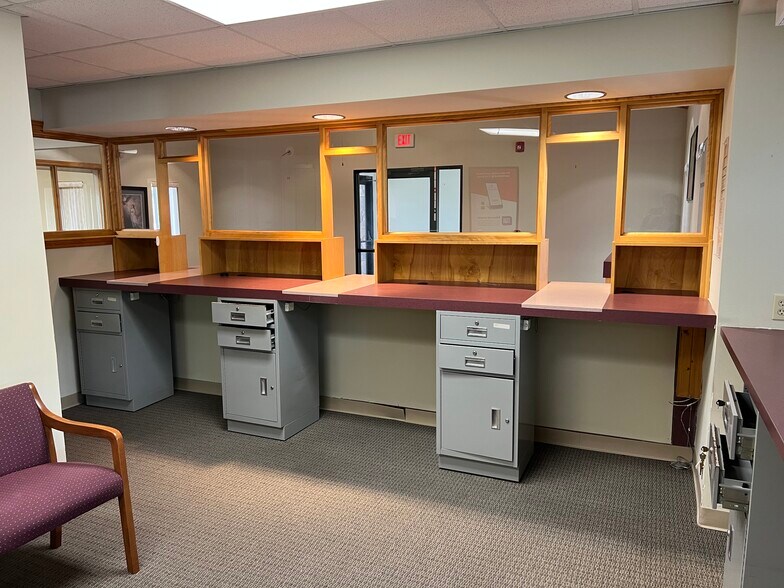 More Photos Of 30667 State Highway 413, Galena Office For Lease