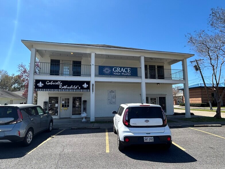 More Photos Of 7384-7388 Highland Dr, Baton Rouge Office For Sale