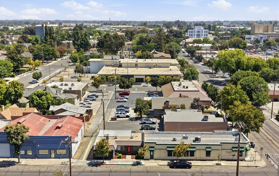 More Photos Of 306 N Willis St, Visalia Office For Sale