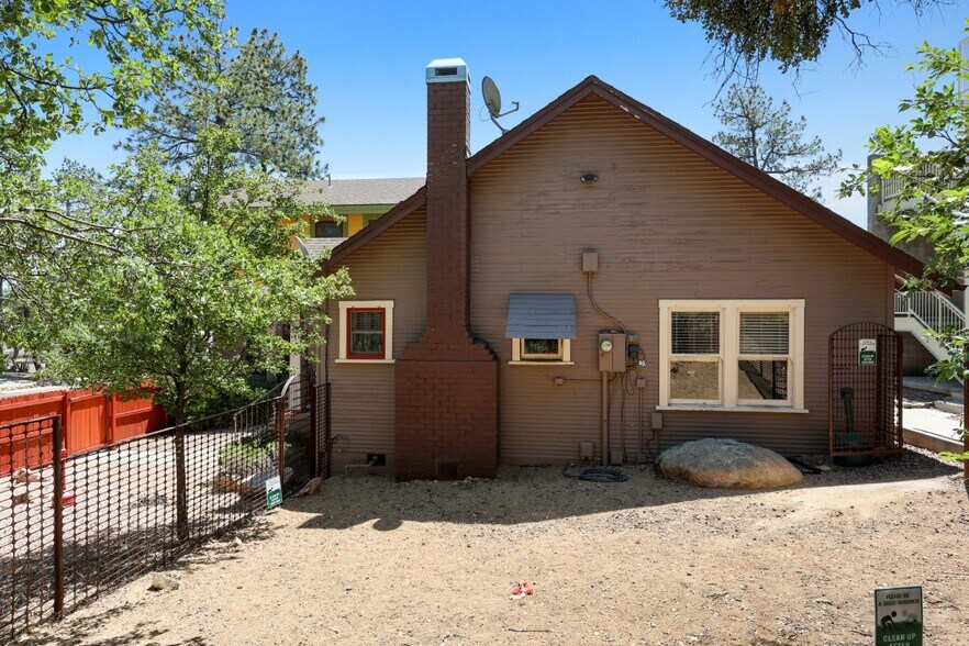 More Photos Of 819 W Gurley St, Prescott Apartments For Sale