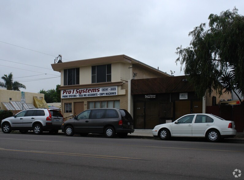 More Photos Of 4867-4869 Cass St, San Diego Storefront Retail Residential For Lease