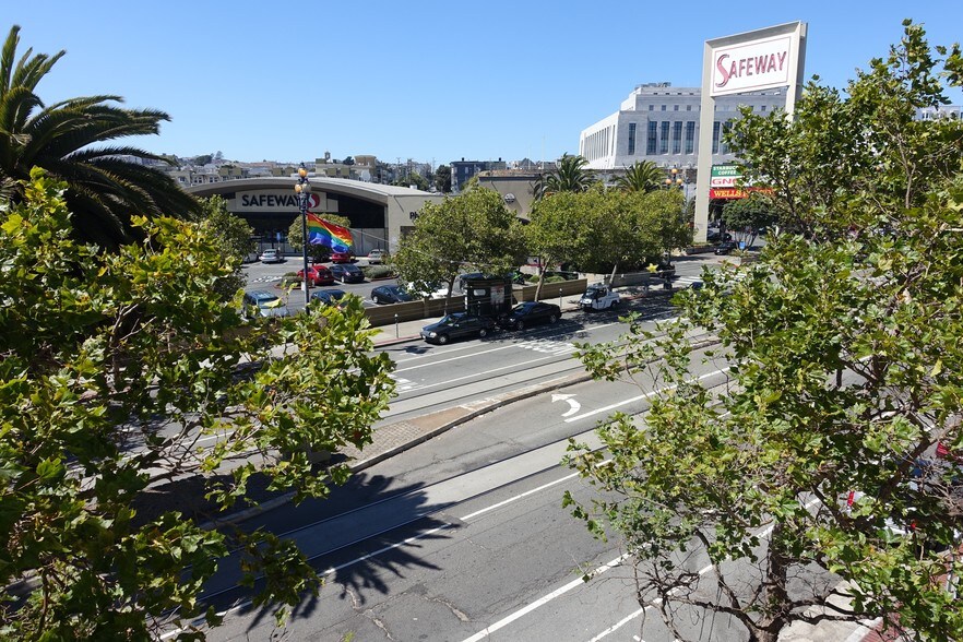 More Photos Of 2055-2057 Market St, San Francisco Storefront Retail Office For Sale
