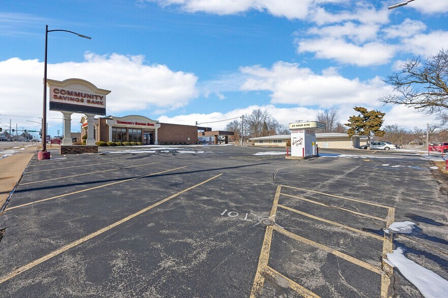 More Photos Of 3414 Mount Vernon Rd SE, Cedar Rapids Office For Sale