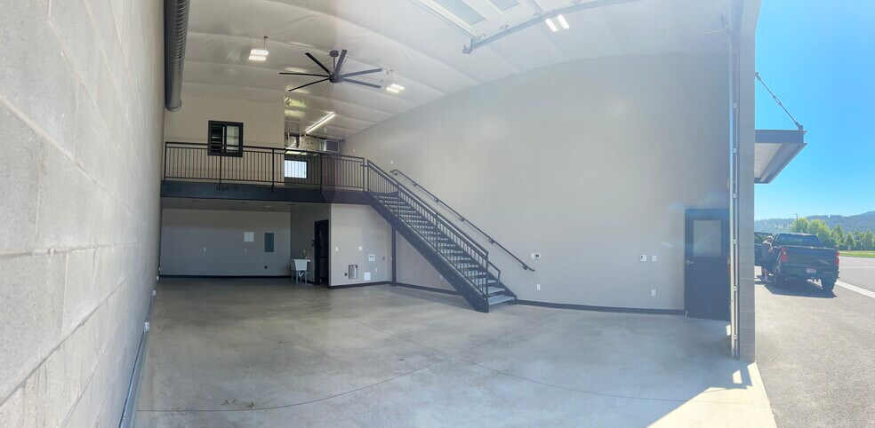 More Photos Of 4653 St Joe Ave, Post Falls Warehouse For Lease