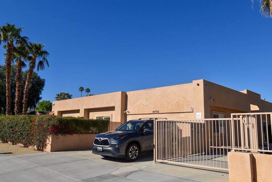 Primary Photo Of 44755 Deep Canyon Rd, Palm Desert Shelter For Sale