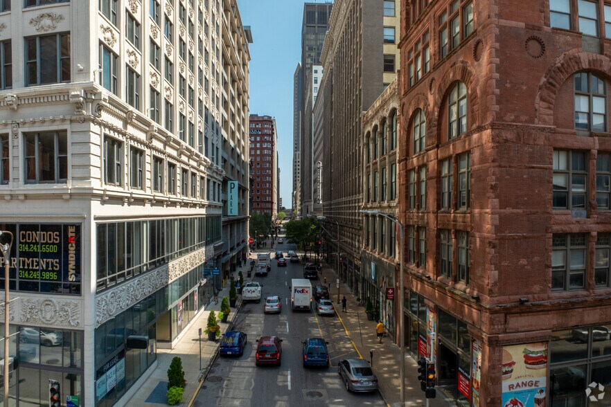 More Photos Of 915 Olive St, Saint Louis Apartments For Lease