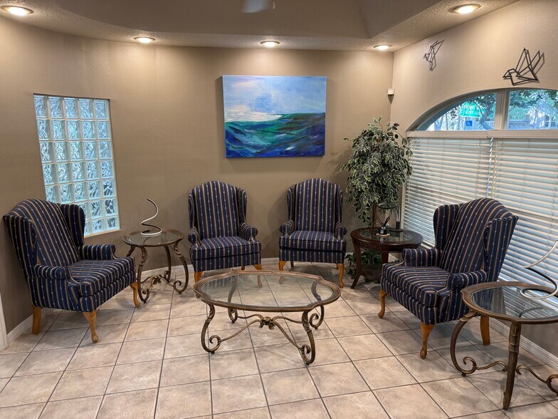 More Photos Of 3401 W Fletcher Ave, Tampa Office For Lease