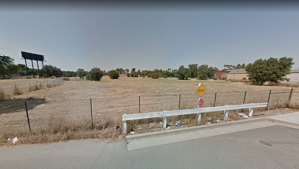 More Photos Of 400 Drever St, West Sacramento Land For Sale