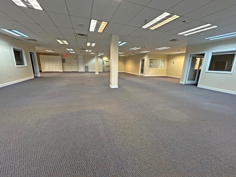 More Photos Of 72 Mirona Rd, Portsmouth Storefront For Lease