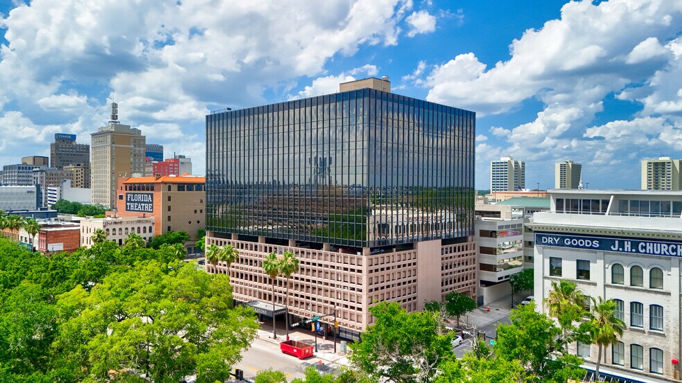 More Photos Of 233 E Bay St, Jacksonville Office For Sale