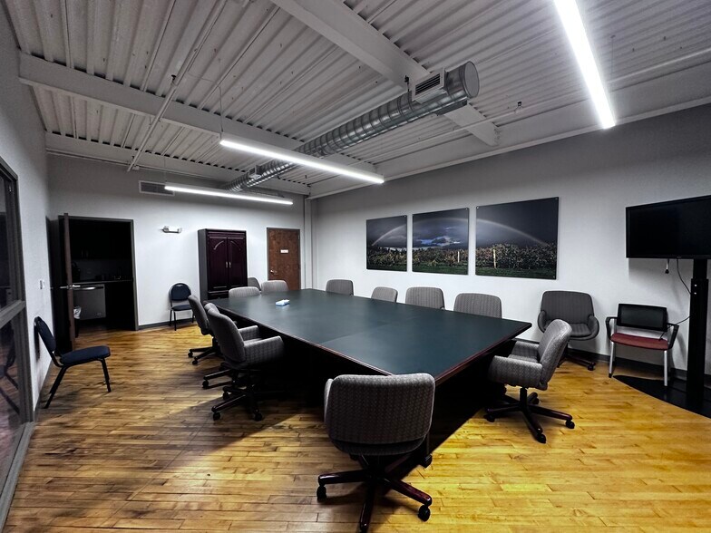 More Photos Of 165 S Main St, Cortland Warehouse For Lease