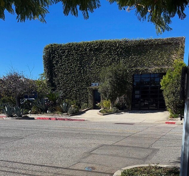 More Photos Of 3617 Hayden Ave, Culver City Loft Creative Space For Lease