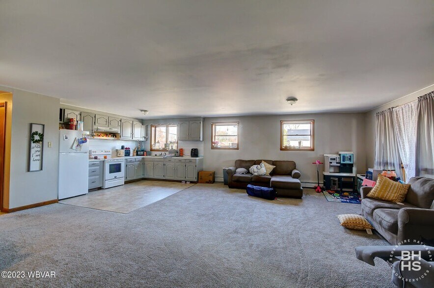 More Photos Of 1244 Broad St, Montoursville Restaurant For Sale