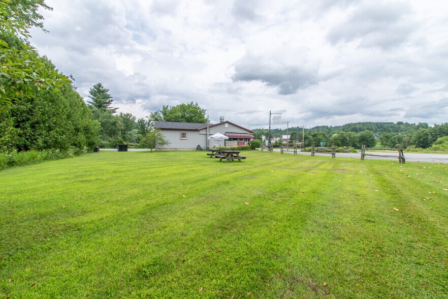 More Photos Of 585 US Route 5, Coventry Specialty For Sale