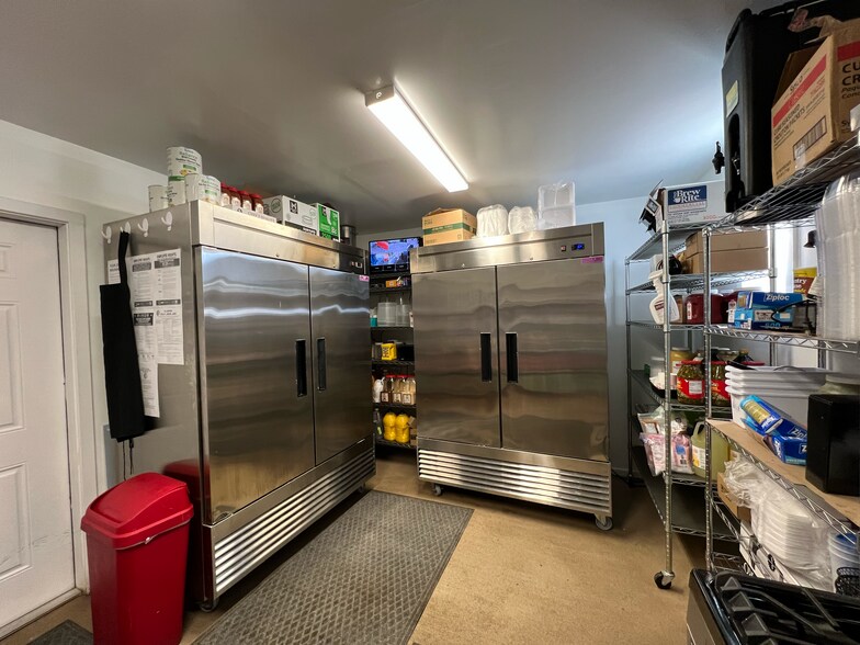 More Photos Of 300 E Magnolia Ave, Geneva Land For Sale