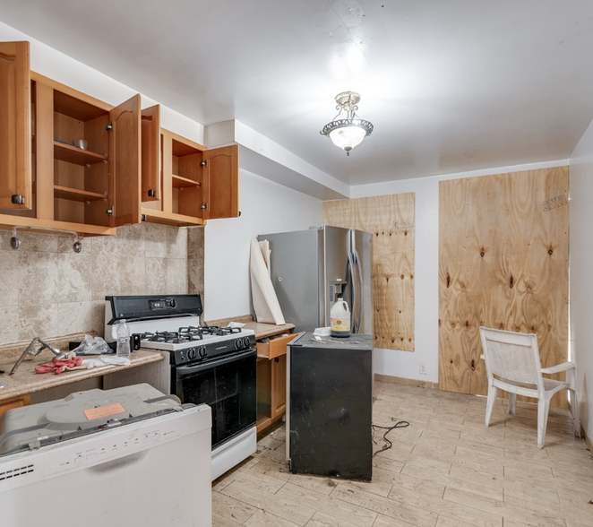 More Photos Of 451 Classon Ave, Brooklyn Apartments For Sale