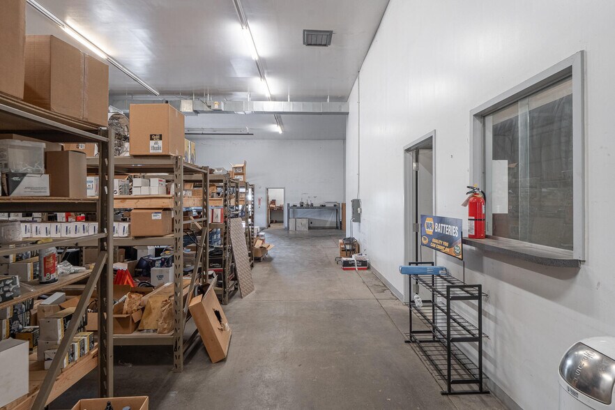 More Photos Of 1116 W County Road 450 N, Brazil Truck Terminal For Lease