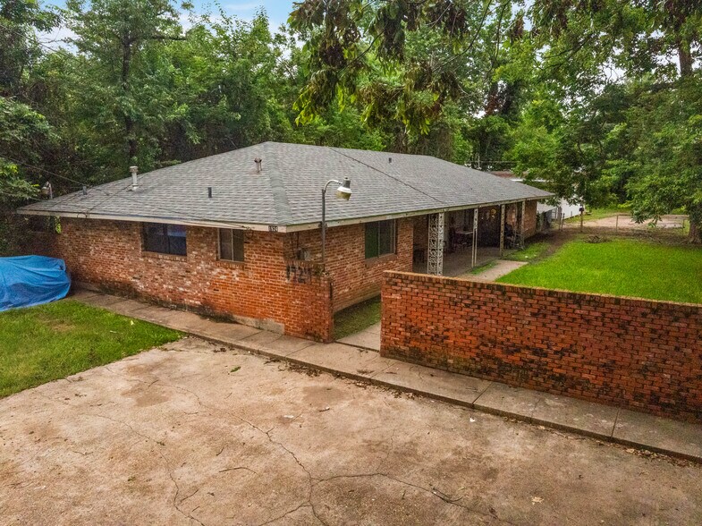 More Photos Of 1920 Monroe St, Alexandria Apartments For Sale