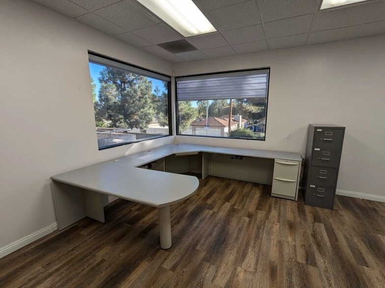 More Photos Of 980 E Foothill Blvd, Upland Office For Sale