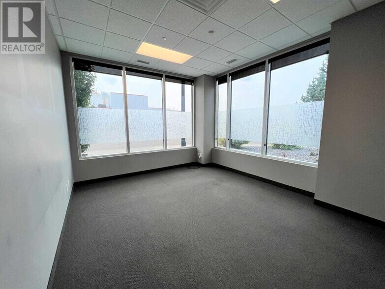 More Photos Of 5002 55th St, Red Deer Office For Lease