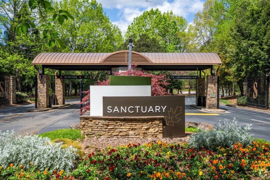 More Photos Of 1110 Sanctuary Pky, Alpharetta Office For Lease