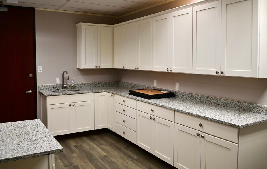 More Photos Of 3700 River Walk Dr, Flower Mound Office For Lease