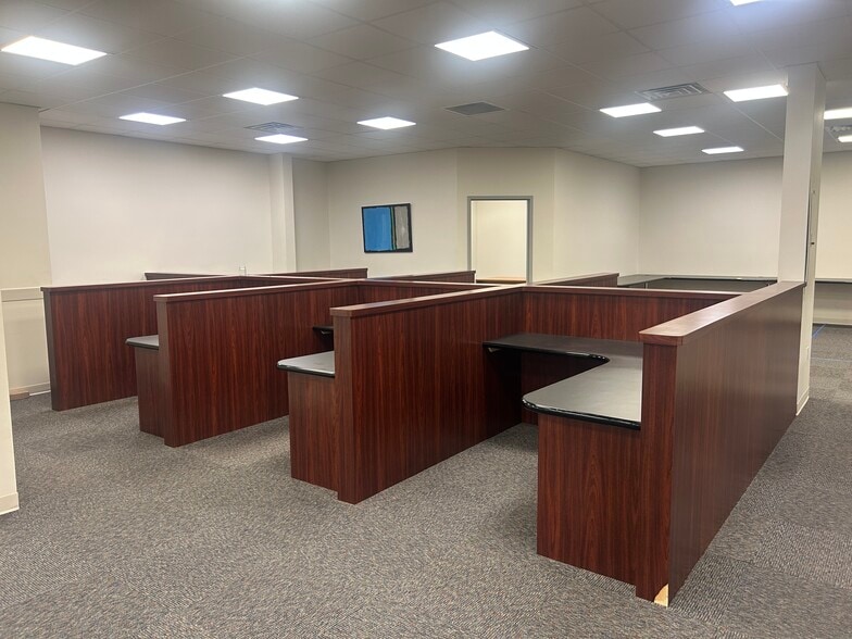 More Photos Of 4200 Mamie St, Hattiesburg Research And Development For Lease