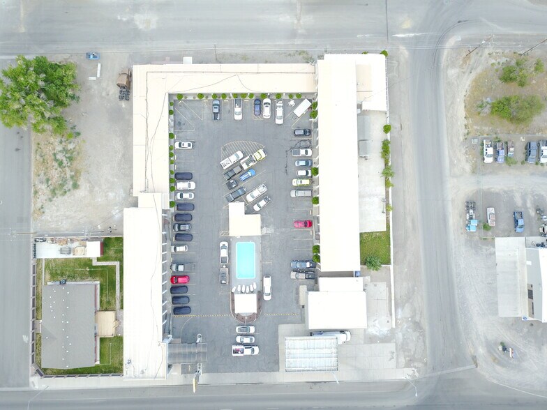 More Photos Of 434 W Front St, Battle Mountain Hotel For Sale