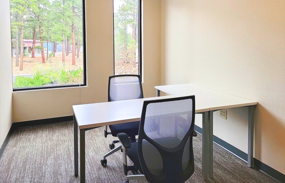 More Photos Of 1120 W University Ave, Flagstaff Coworking Space