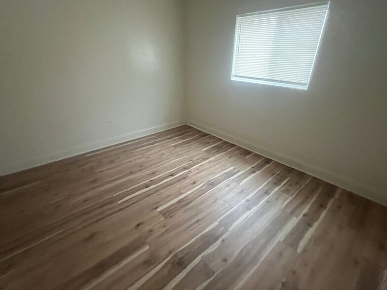 More Photos Of 3235-3245 Sullivant Ave, Columbus Apartments For Sale