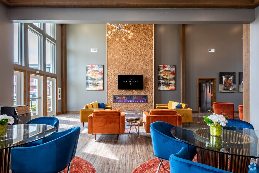 More Photos Of 1812 Bourbon St, Ashville Apartments For Sale