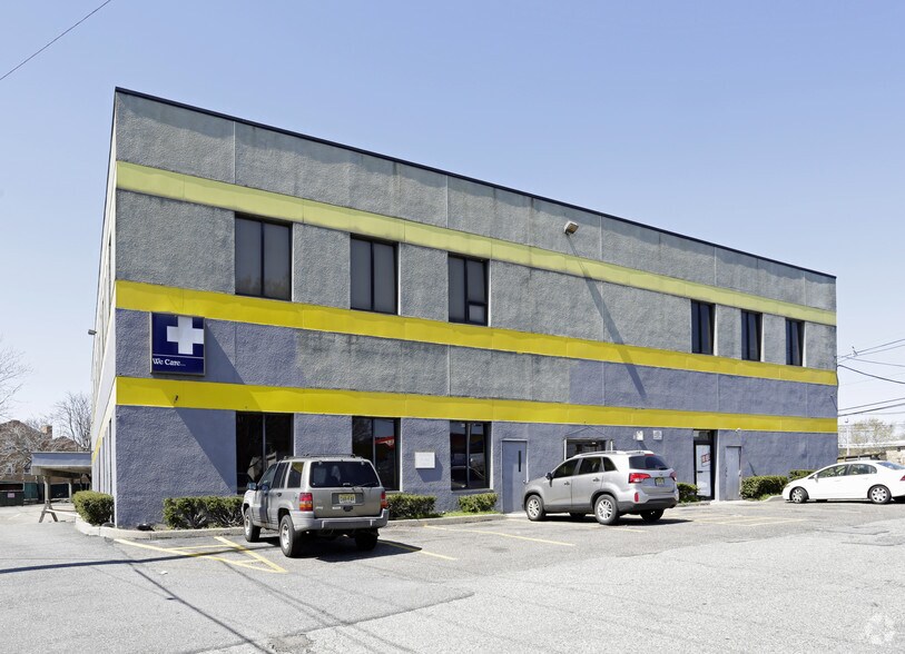 Primary Photo Of 255 Route 3, Secaucus Medical For Lease