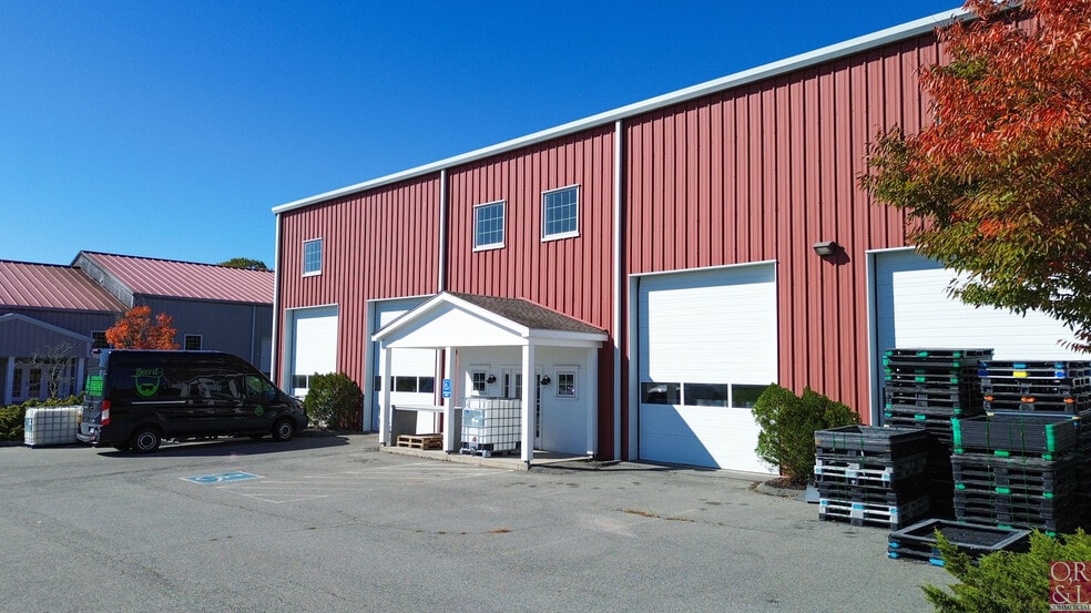 More Photos Of 225 Leonard Dr, Groton Warehouse For Sale