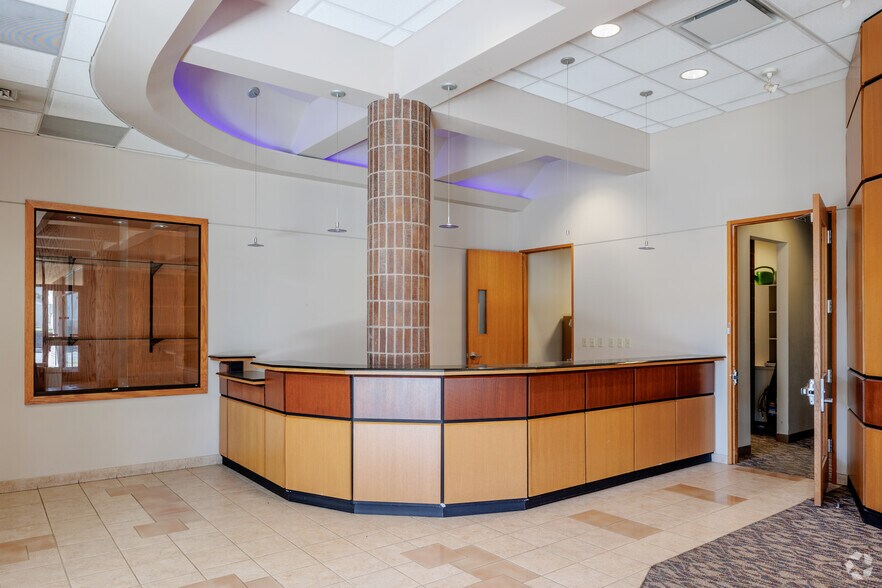 More Photos Of 1095 S Monaco Pky, Denver Office For Lease