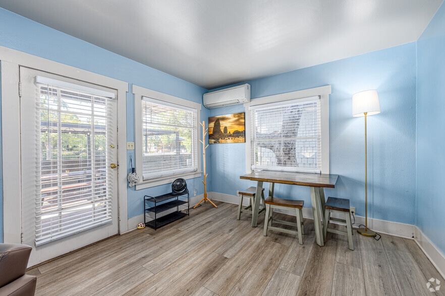 More Photos Of 146-154 N Holliston Ave, Pasadena Rehabilitation Center For Sale