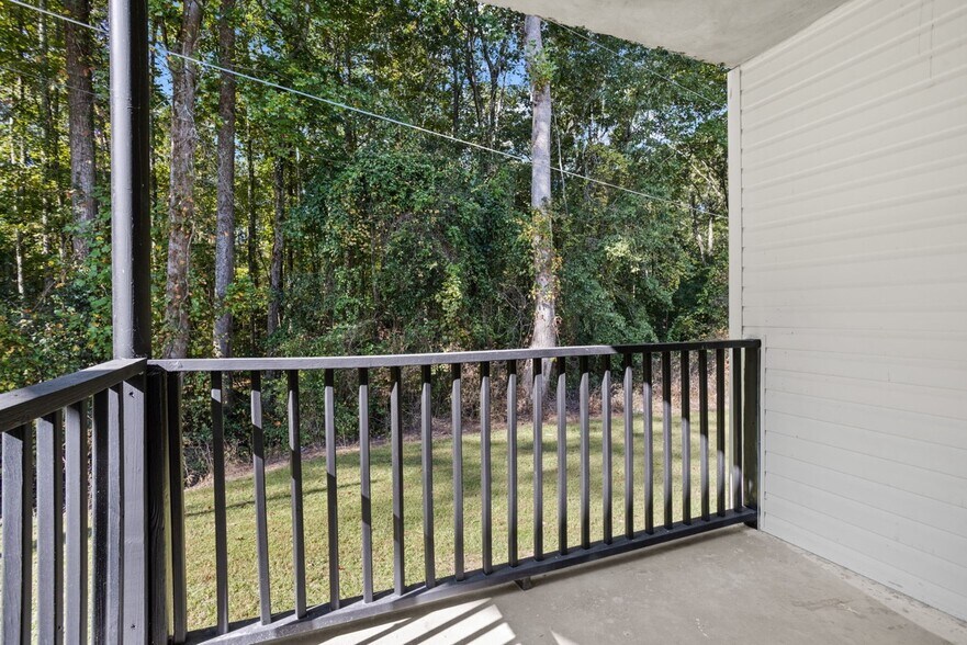 More Photos Of 110-118 Greenforest Cir, Liberty Apartments For Sale