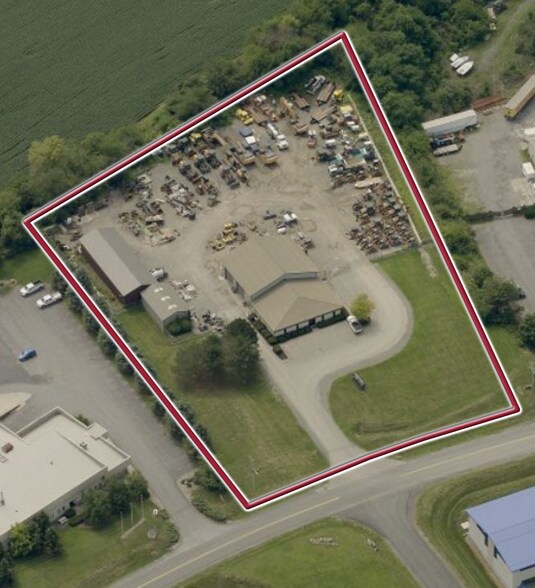 More Photos Of 210 Rolling Ridge Dr, Bellefonte Warehouse For Lease