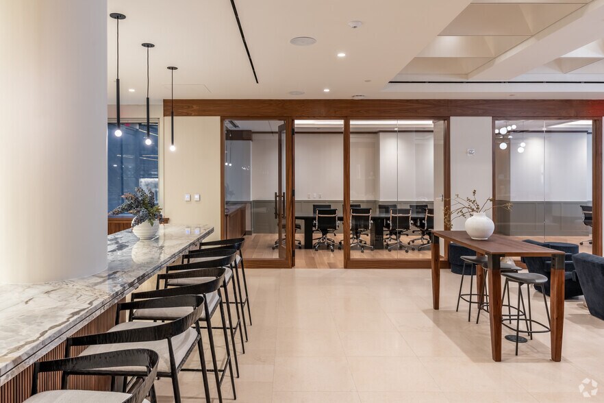 More Photos Of 340 Madison Ave, New York Office For Lease