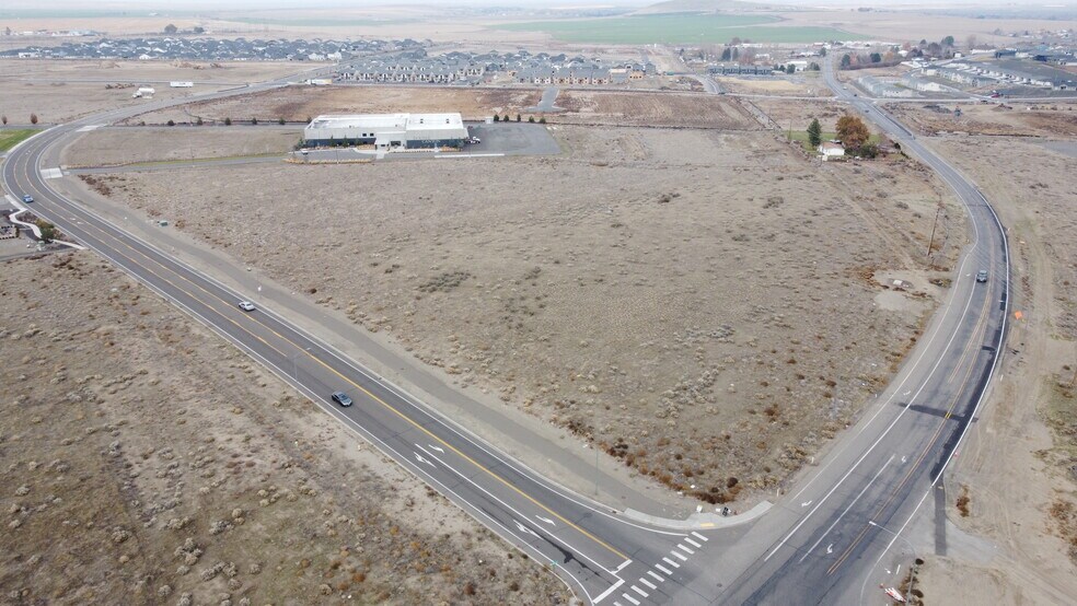 More Photos Of Van Giesen Street, West Richland Land For Sale