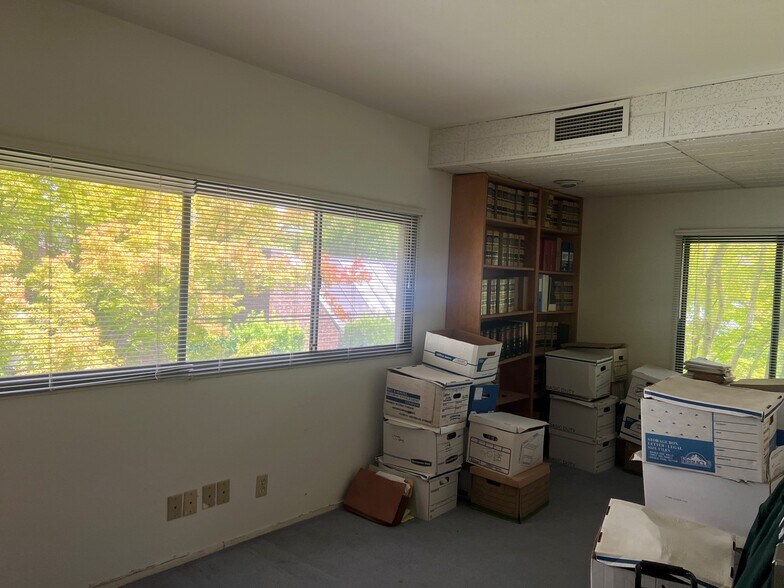 More Photos Of 3264-3266 Villa Ln, Napa Office For Sale
