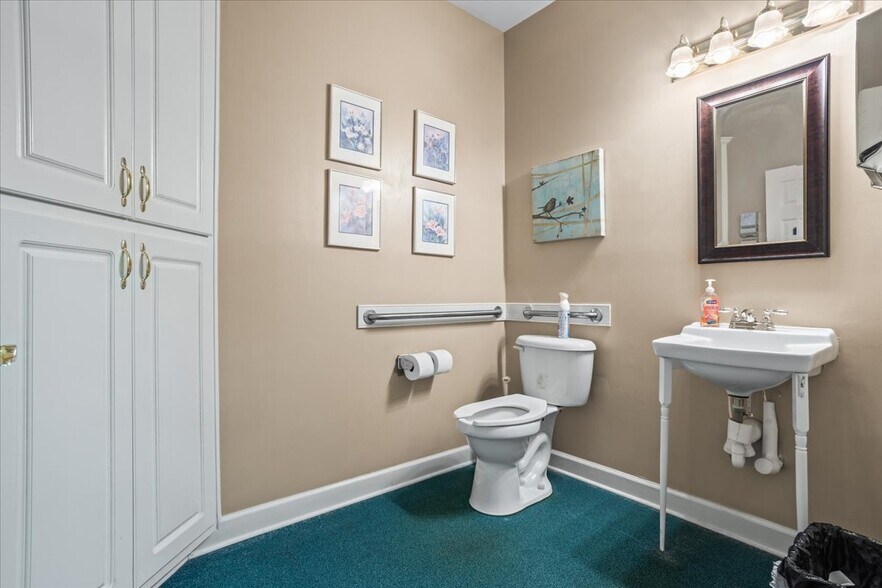 More Photos Of 889 Commerce Dr Sw, Conyers Loft Creative Space For Sale